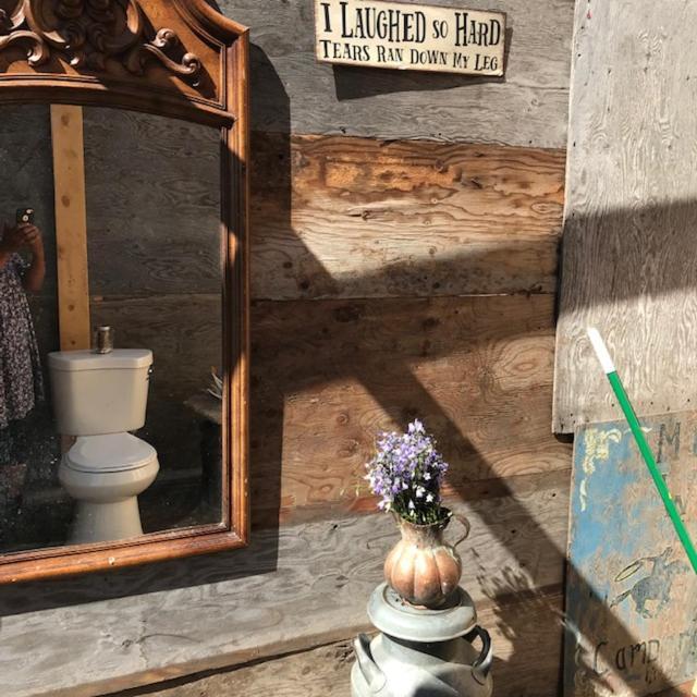 Montana Old West Cabins Affittacamere Babb Esterno foto